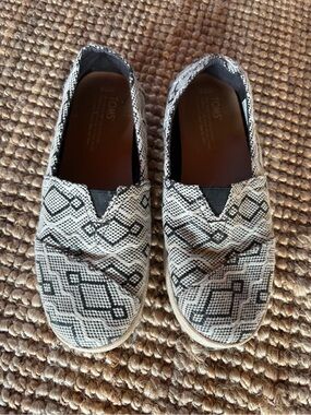 Toms Black & White Patterned Slip-Ons